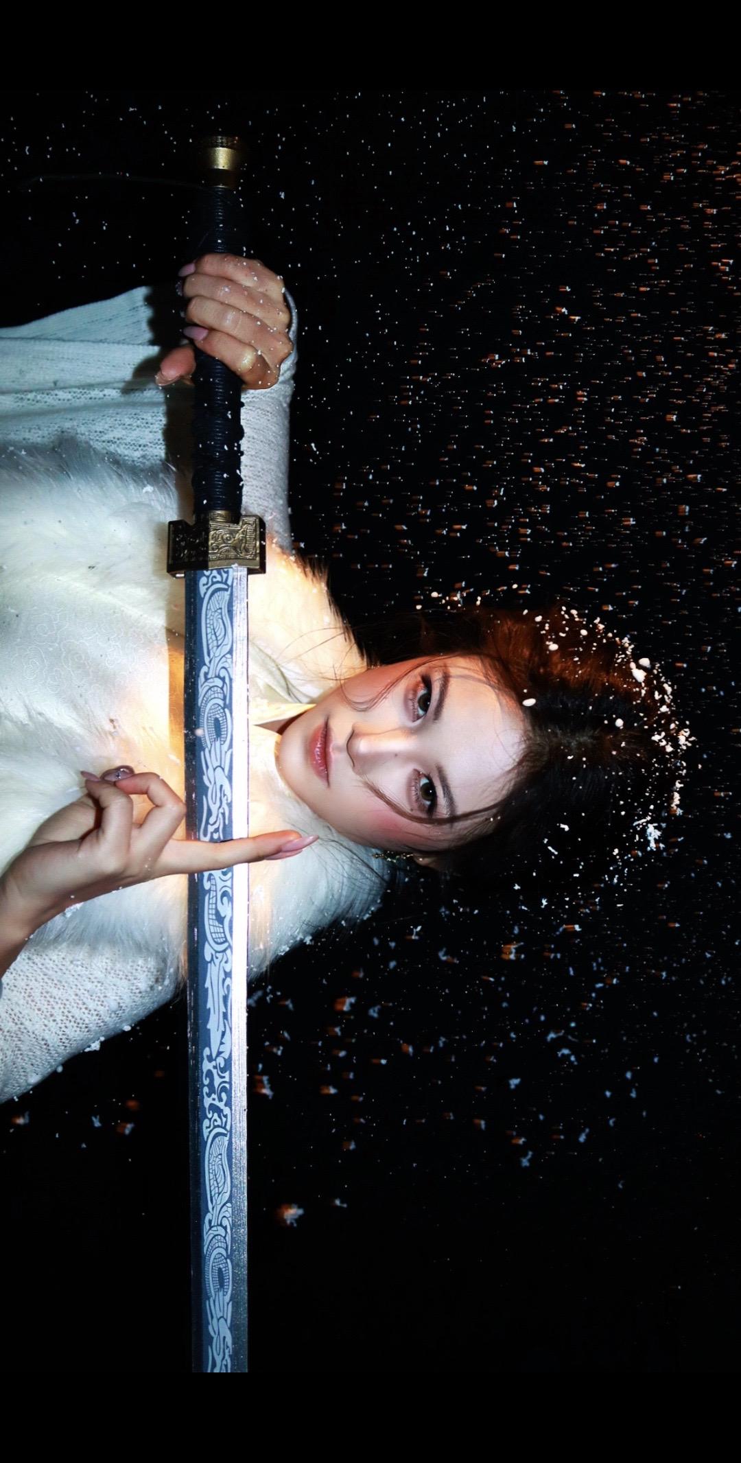 听风｜莫回头。