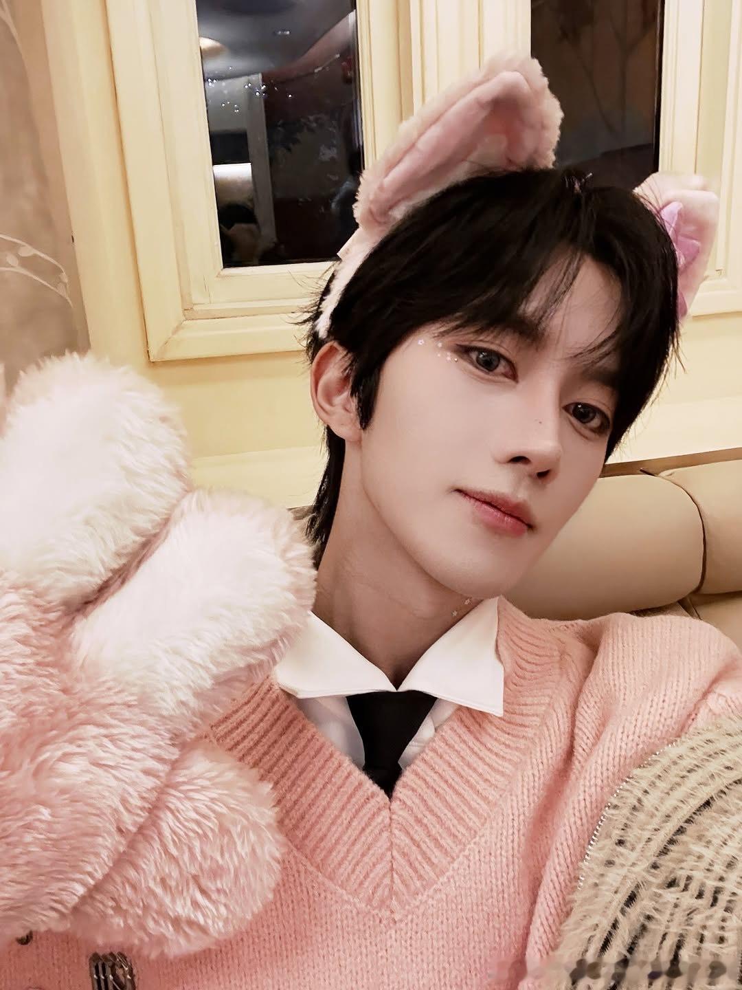 ⭐ 我喜欢的男孩治愈微笑,人间理想,星辰皓月,神仙颜值,温柔体贴,可盐可甜,深得