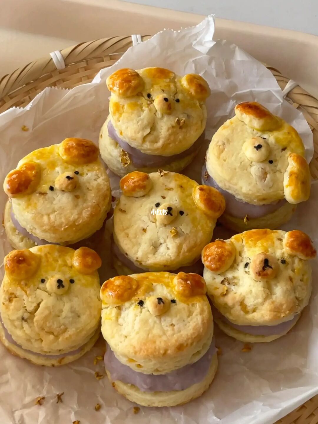 🍂秋天在家自制小狗桂花芋泥司康