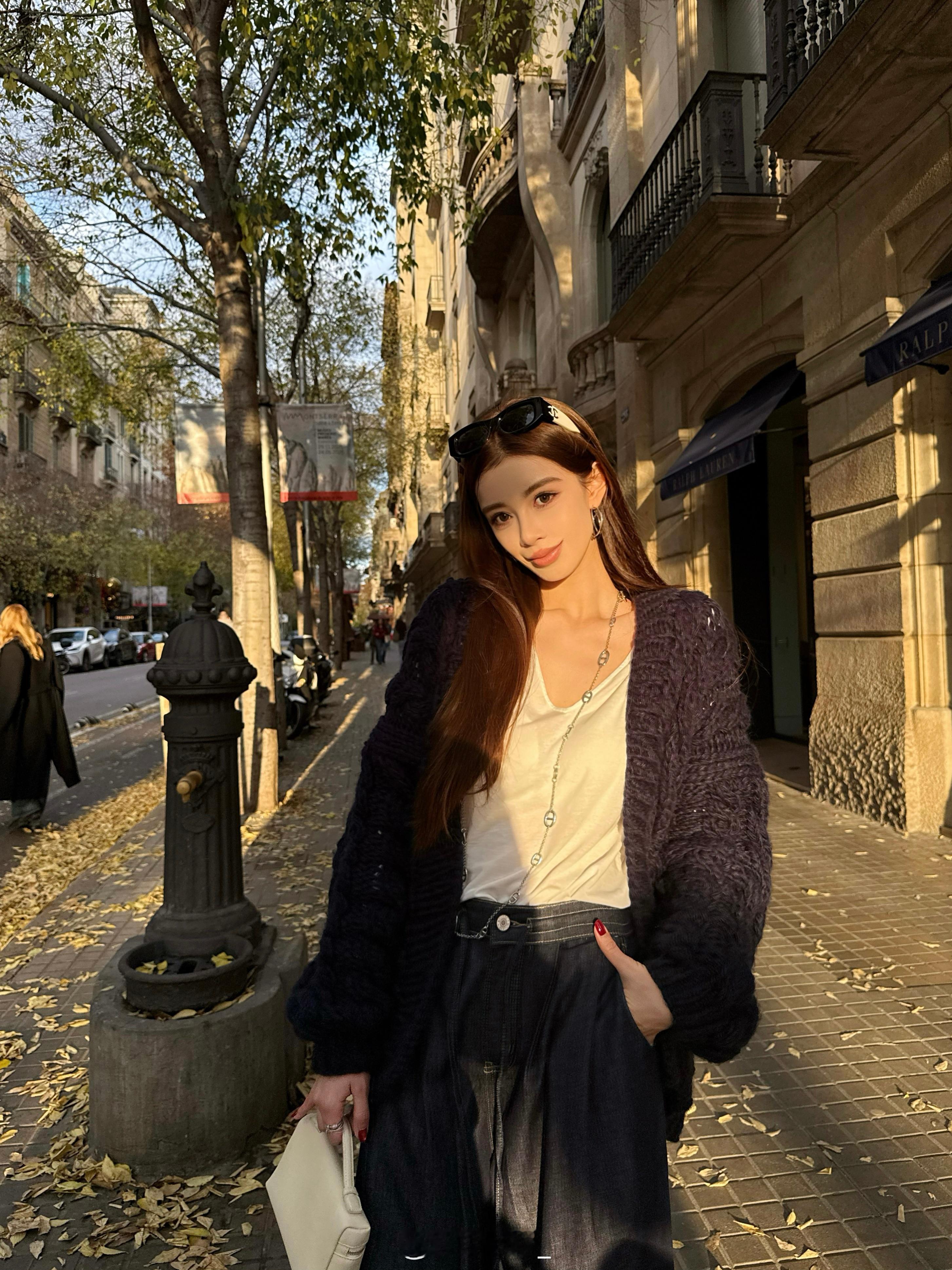 巴塞的午后阳光☀️今天穿什么ootd巴塞罗那 西班牙·巴塞罗那