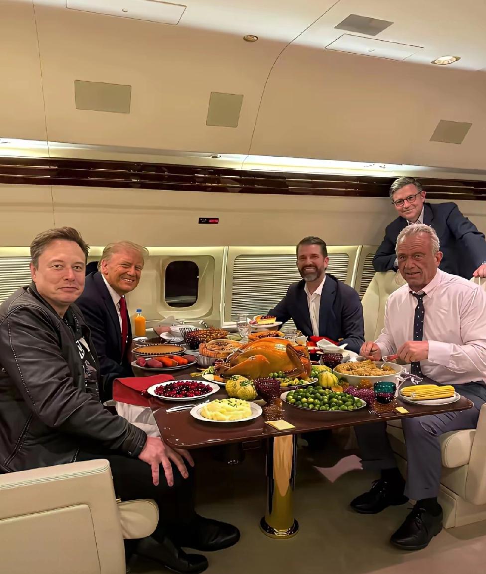 在美国富人世界，竟然是如此“多滋多彩”！像特朗普既是亿万富翁，又是美国总统，他又