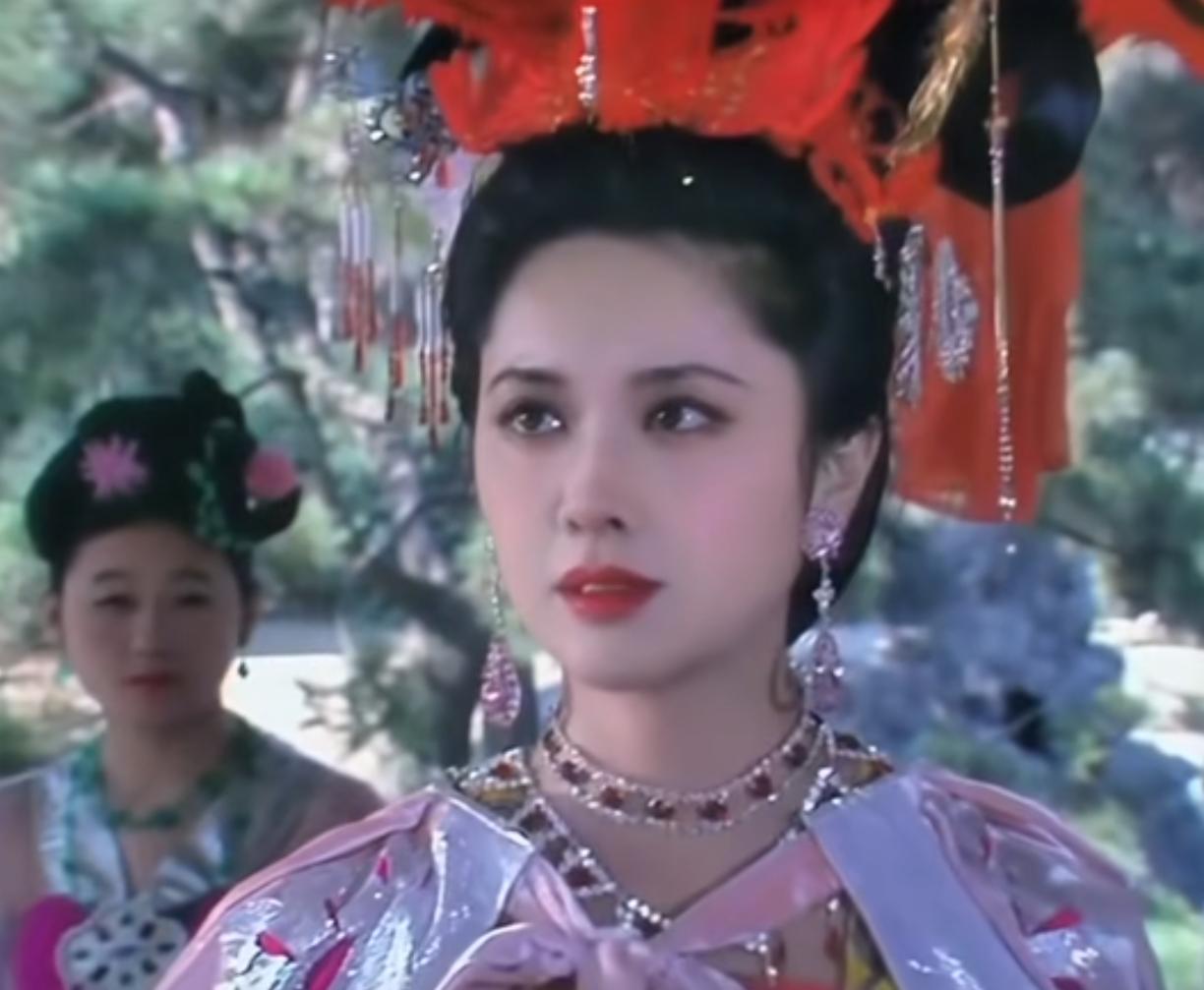 很好奇，唐僧被女妖抓去洞中好多次，且一待就是一天一夜，或者几天几夜，这么久的时间