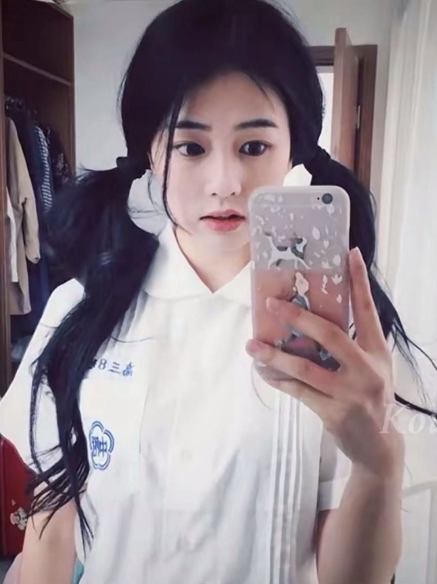 只觉得年龄对女性会赋予更多魅力 ​​​