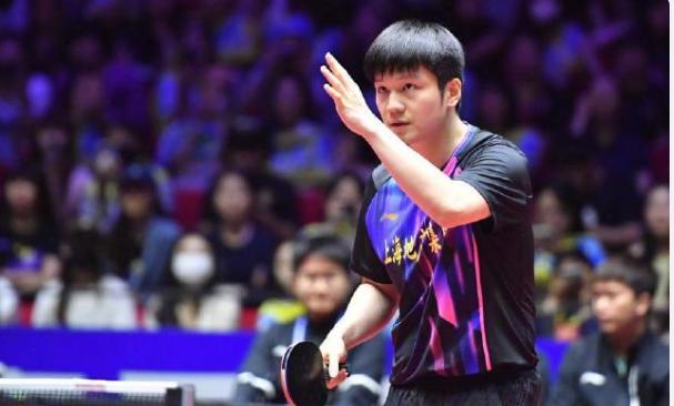 相比今天的决赛，昨天的大头和小胖的半决赛更是被大家认为是提前到来的决赛，因为看球