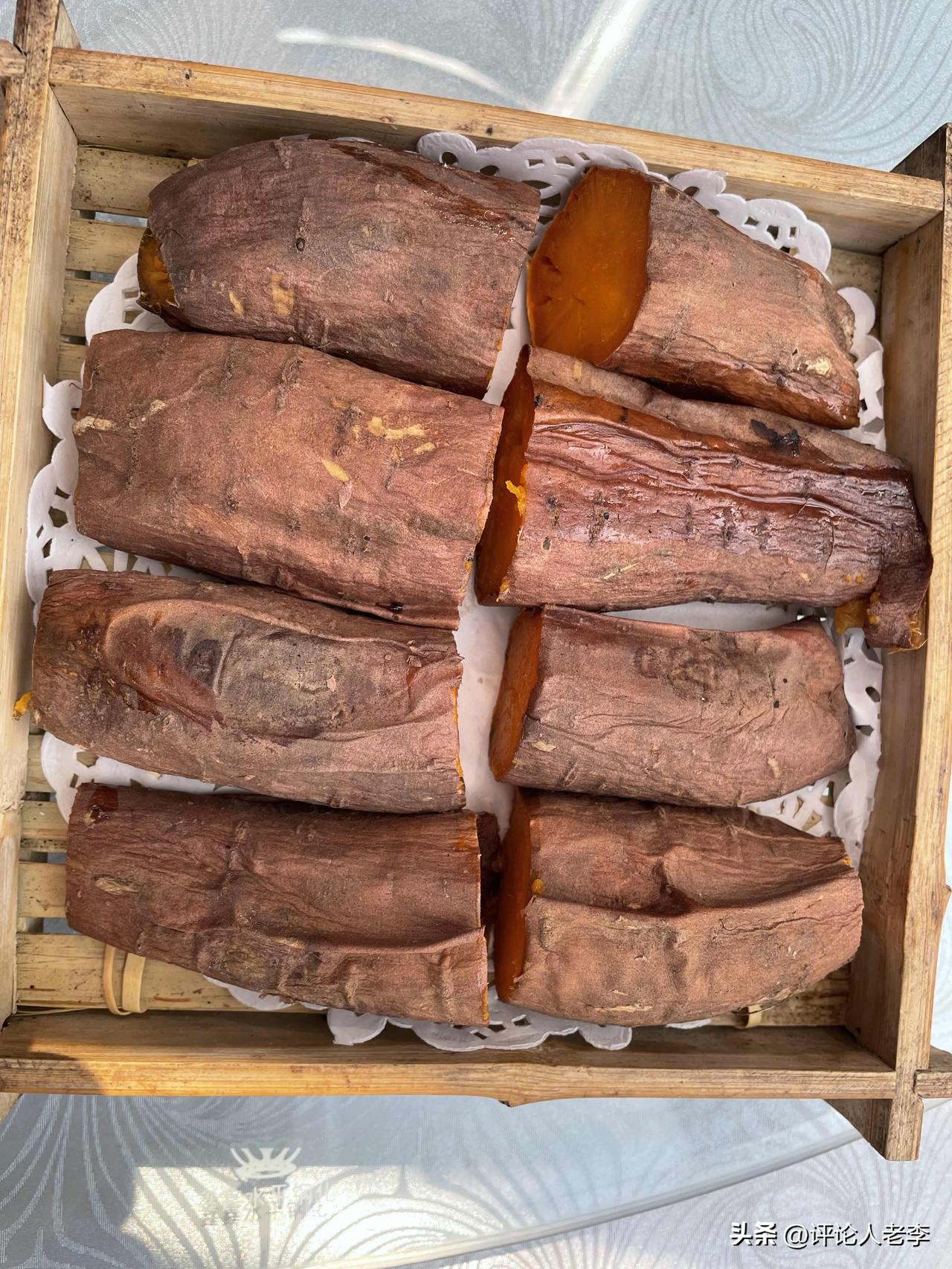 80后们一定不要在熬夜～保养身体从今天就开始！
一、胸闷心悸：不是“累着了”，是