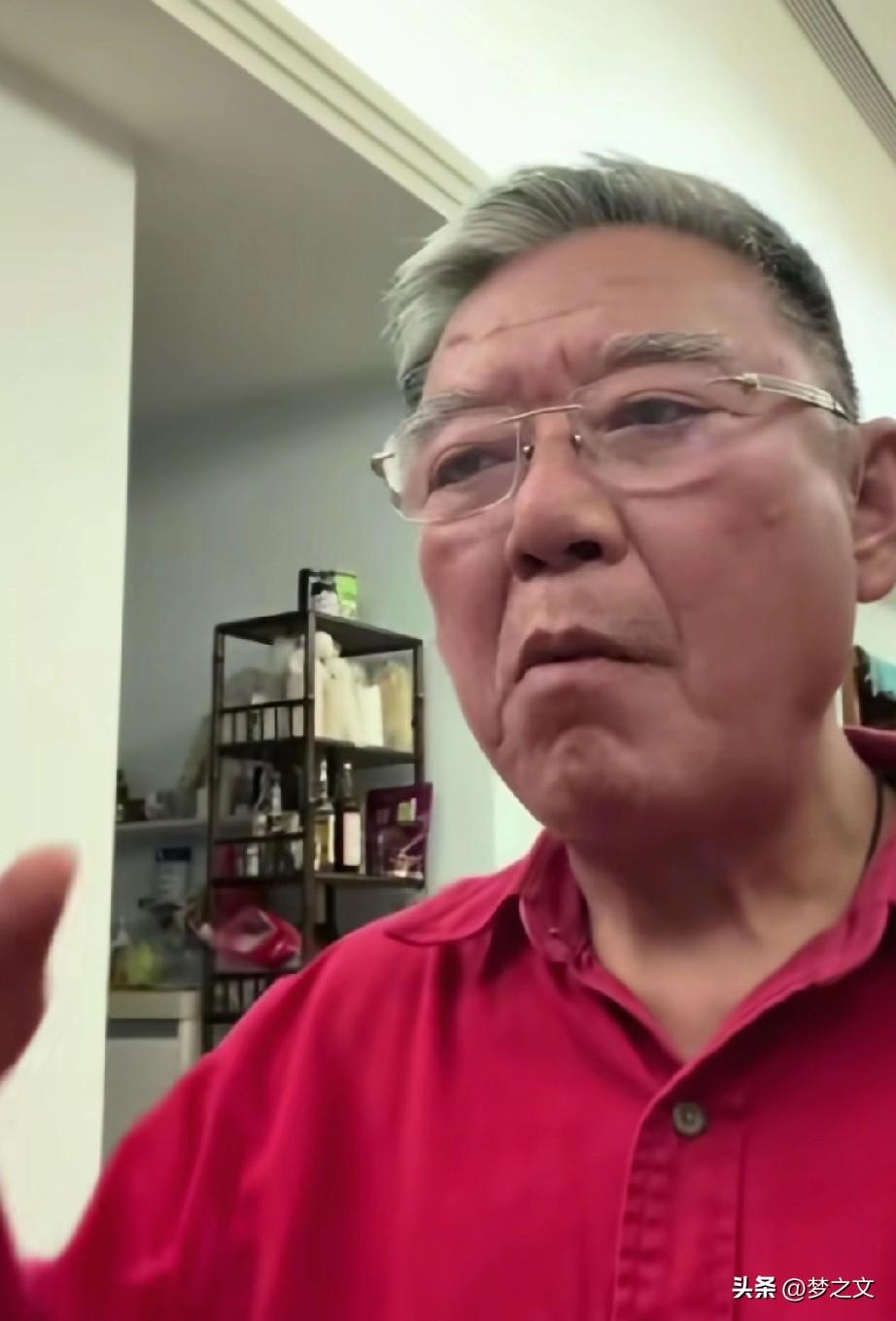 一句亲太多了，李老师真是太爱老婆了，李老师爱人血糖不是很好，饺子已经吃了五个了，