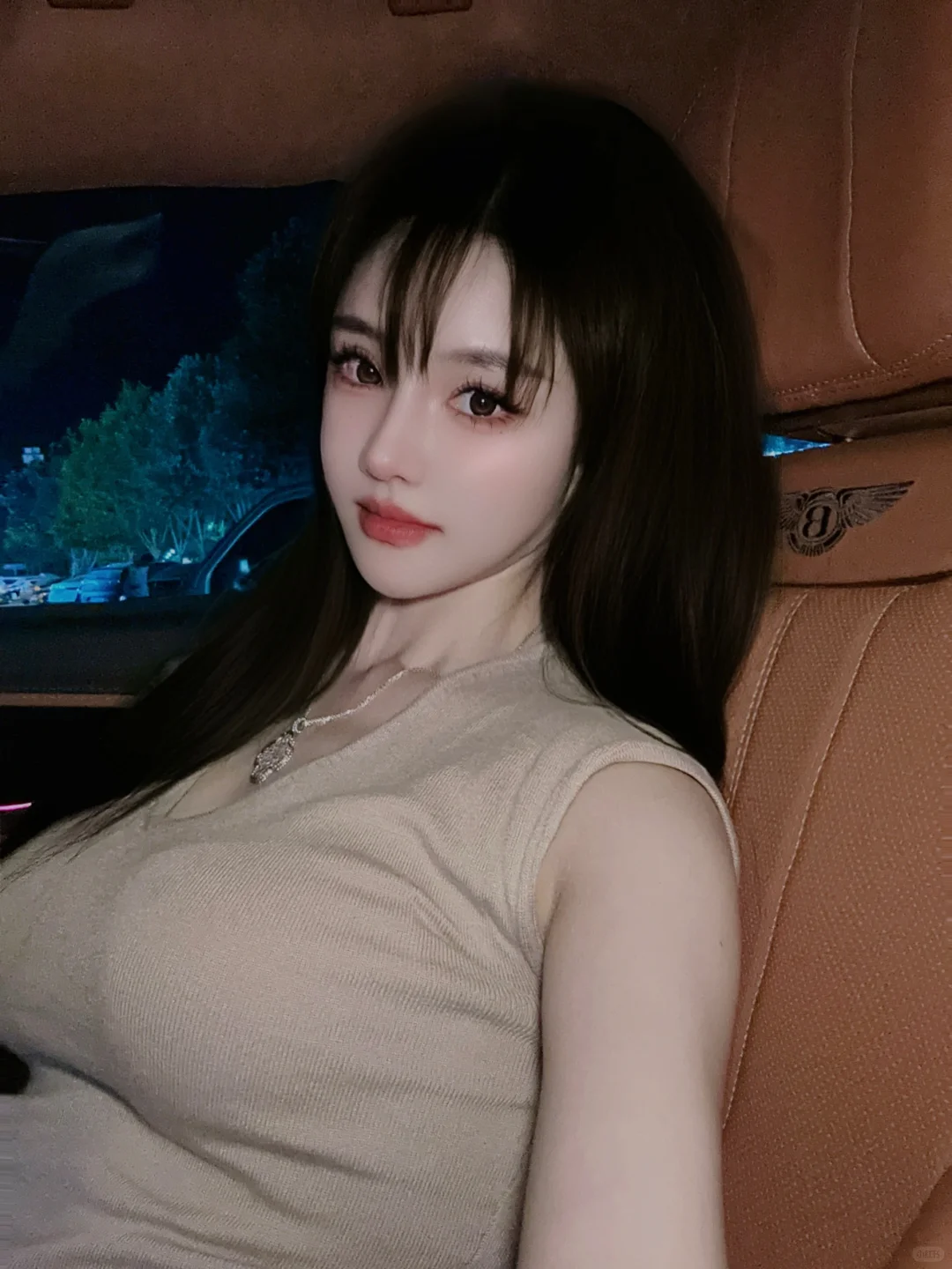 一定要长得好看嘛 长得好笑不可以吗
