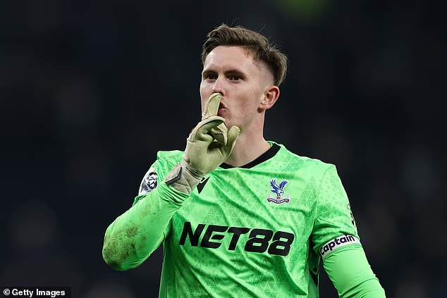 邮报：热刺关注弗莱堡门将阿图博卢，亨德森以及特拉福德