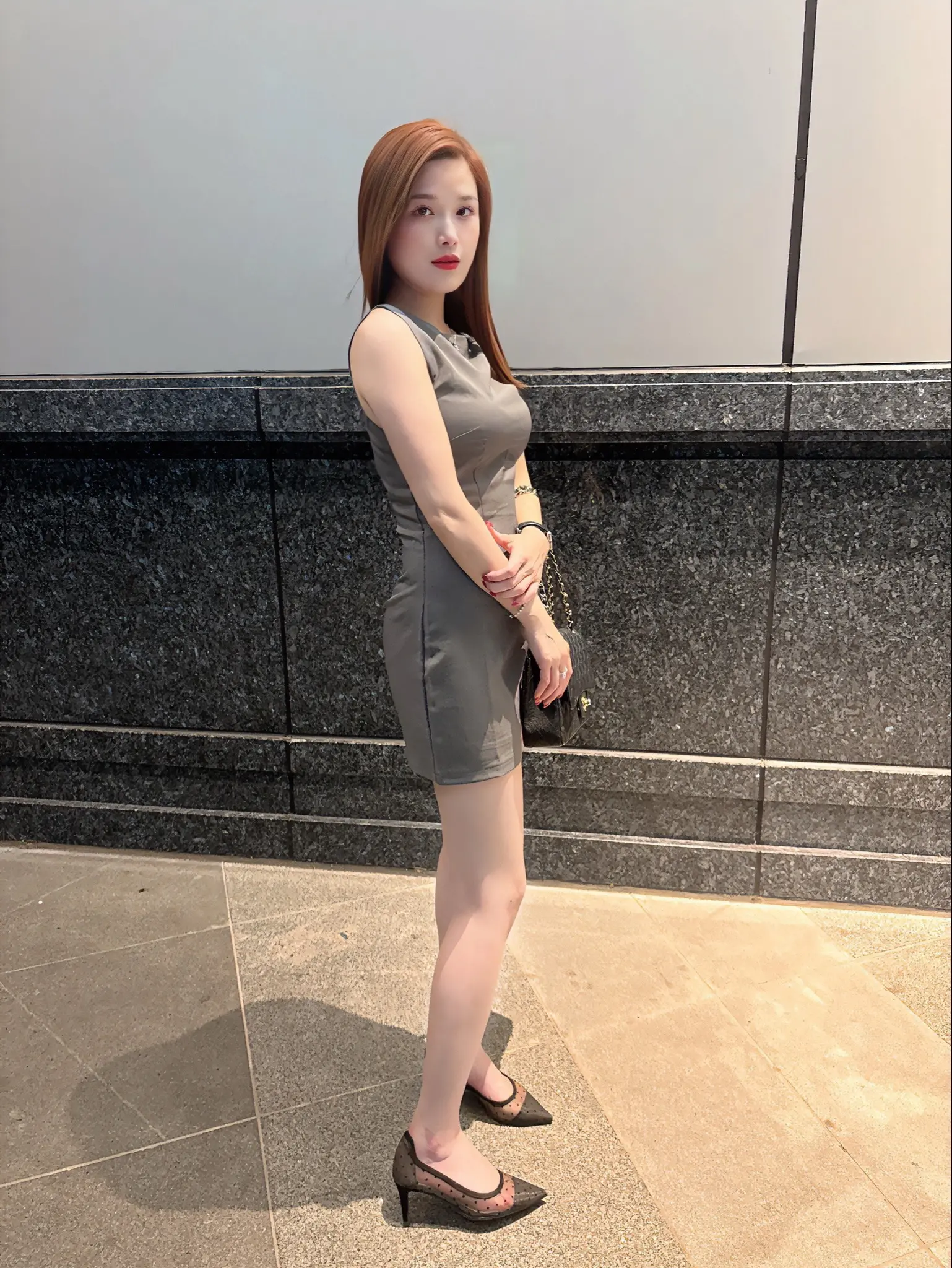 在重逢的转角 心跳比我先认出你～
