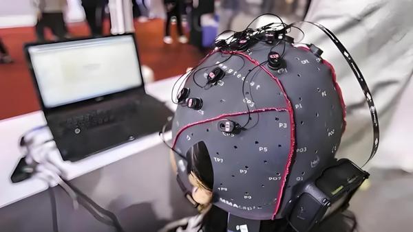 4月10日，国家市场监督管理总局批准发布脑机接口等18项新兴领域国家标准，这一举