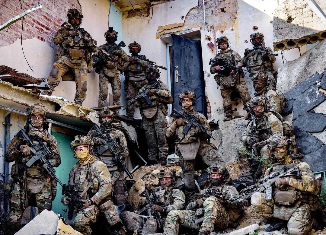 乌克兰第12特种部队旅 - 特种侦察分队
乌克兰第12特种部队旅 - 特种侦察分