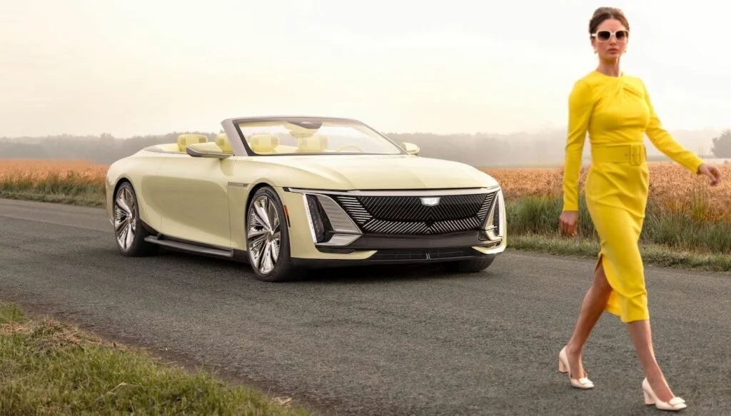 OMG！我祖国的敞篷车太帅了！