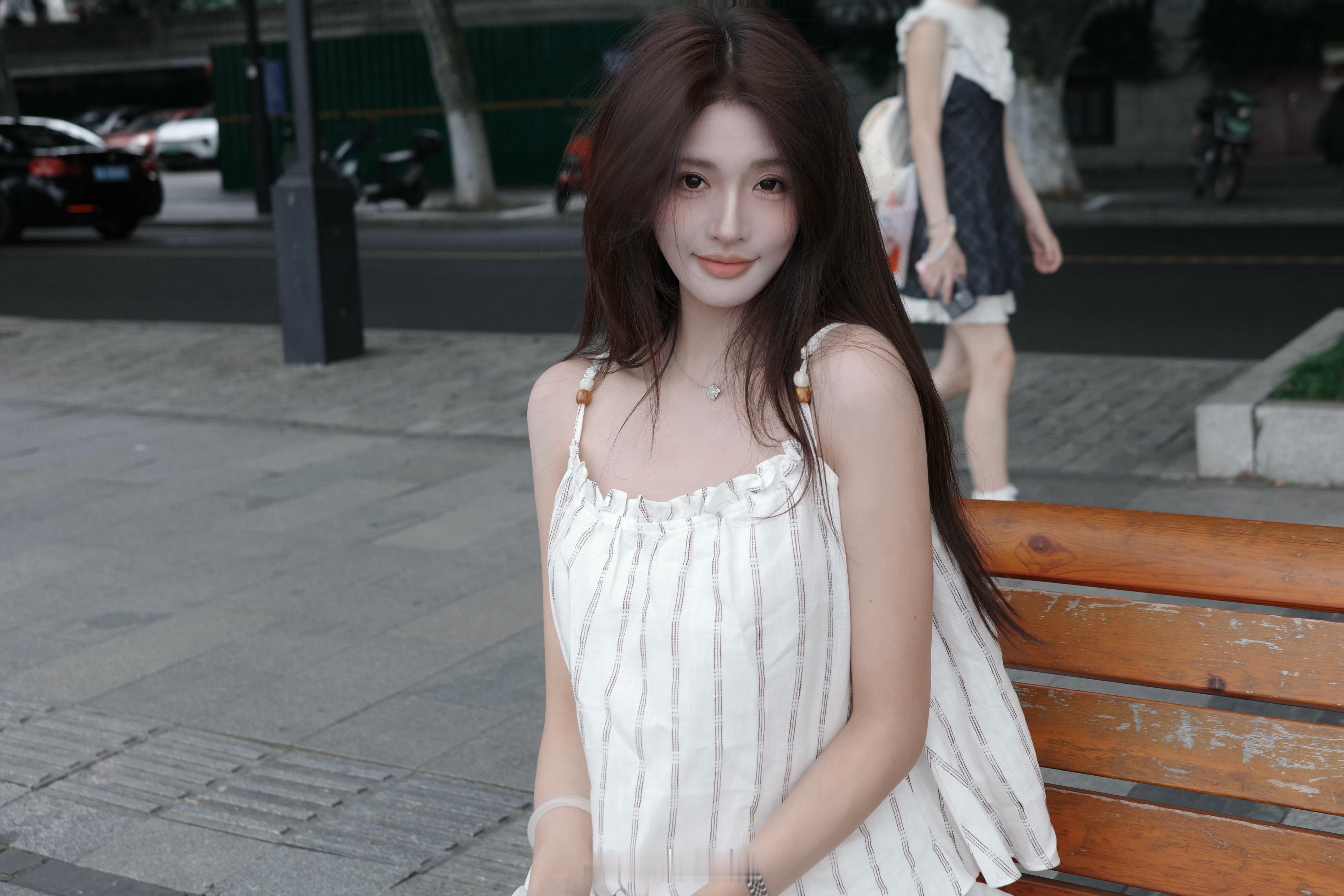 最近记得看我的小韩vlog哦真的很仔细叫你们变美