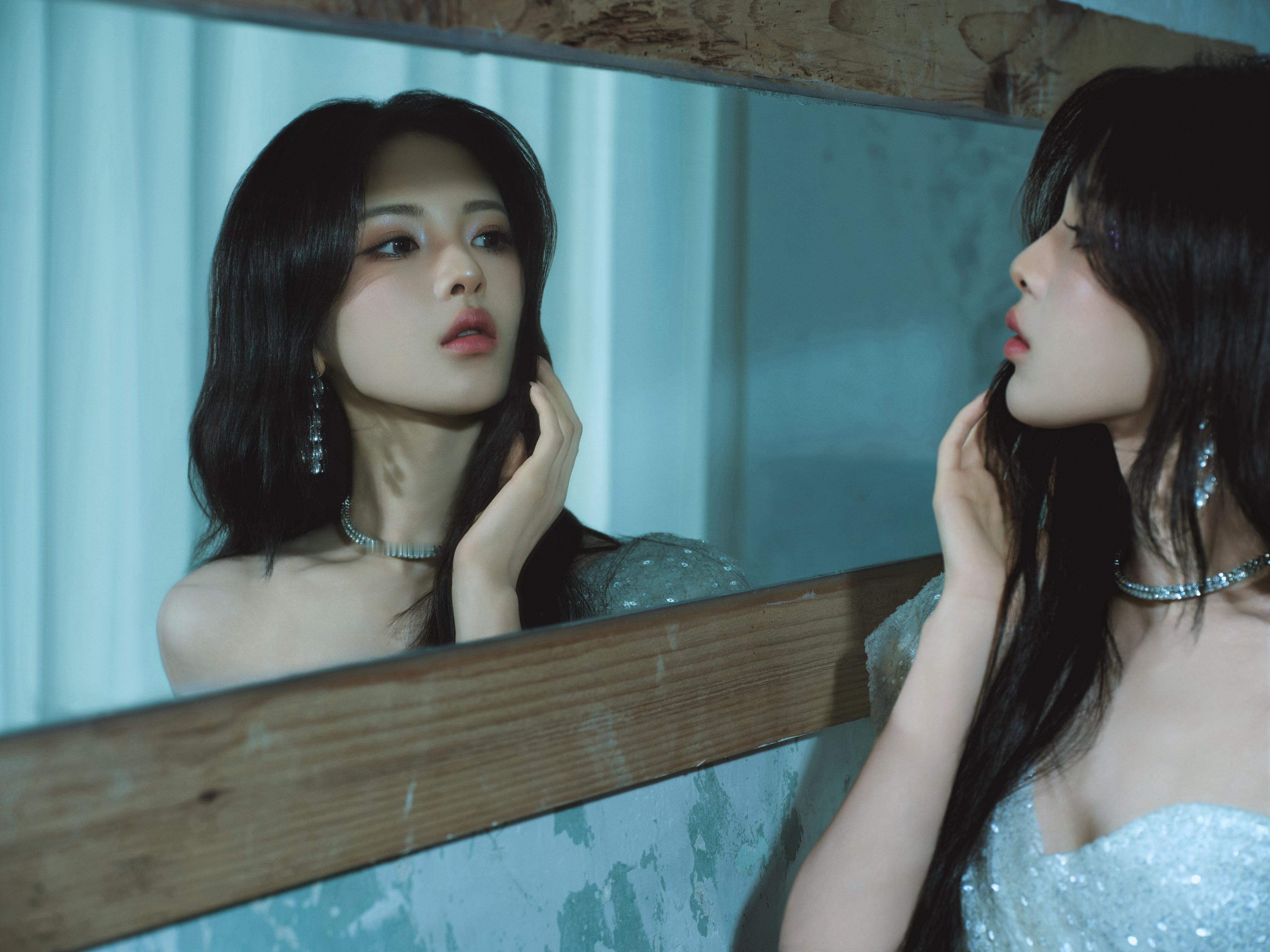 杨超越新身份宝宝以后多多主持好吗🥺 ​​​