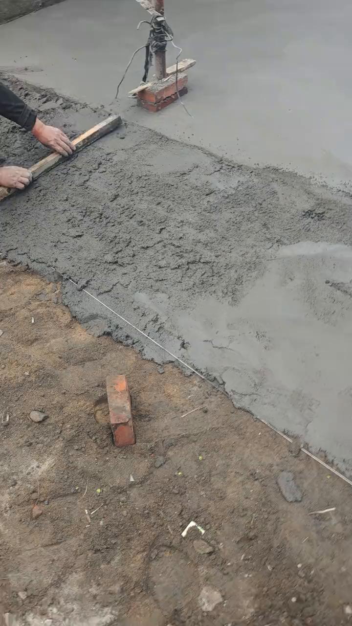 往这走，就一个在这。