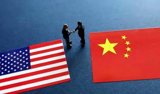 俄罗斯军事专家：“美国心里非常清楚，中国综合国力强大无比”，现在全世界看待美国现