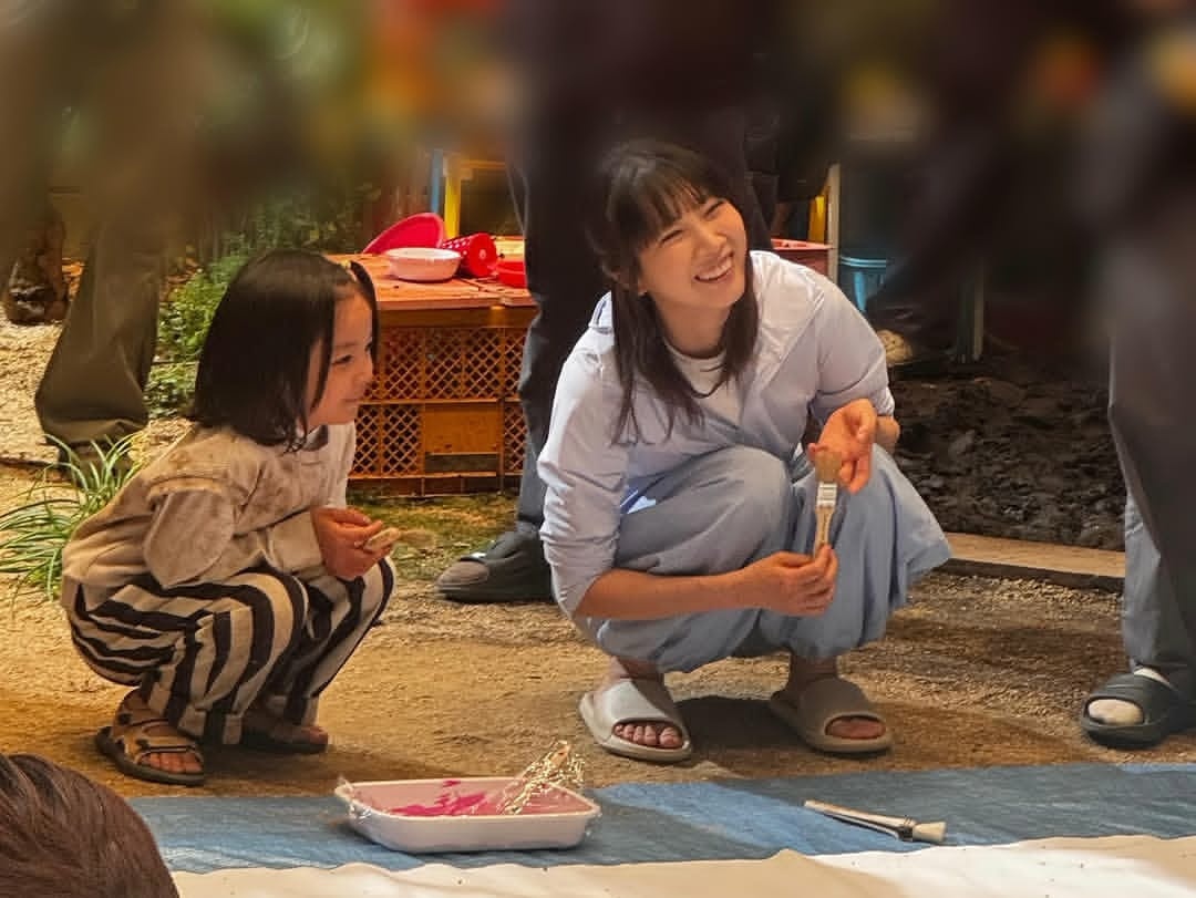 日娱新闻松本穗香 松本穂香's staff的ins  