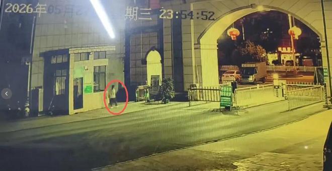 “悲剧还是发生了！”广西河池，刚满18岁的女孩下班后独自前往冯京公园。次日凌晨0