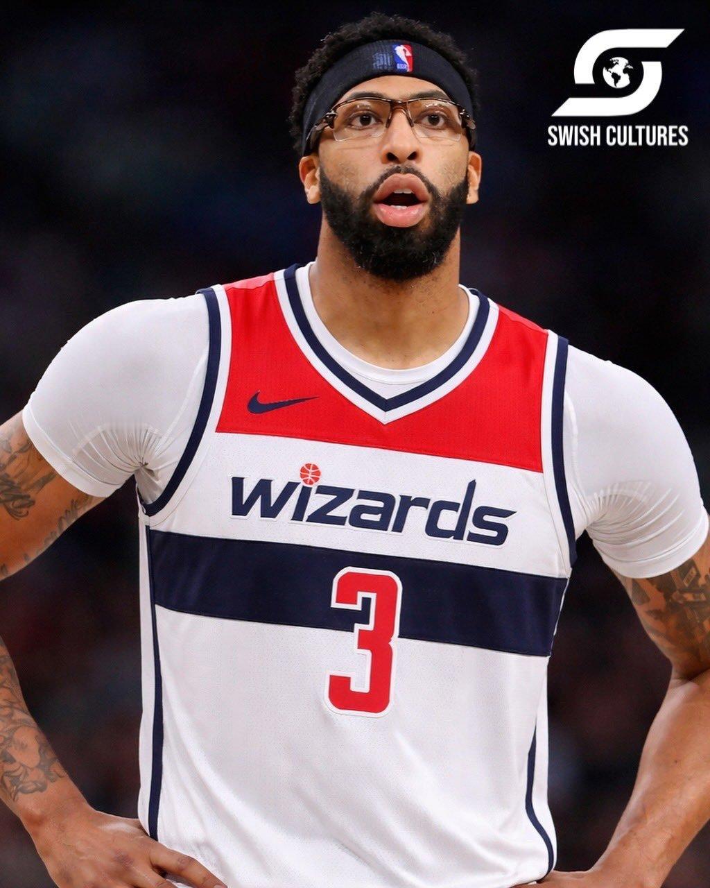 看来独行侠未来要完全围绕状元弗拉格建队，送走了这么多人。戴维斯加盟奇才浓眉加盟奇