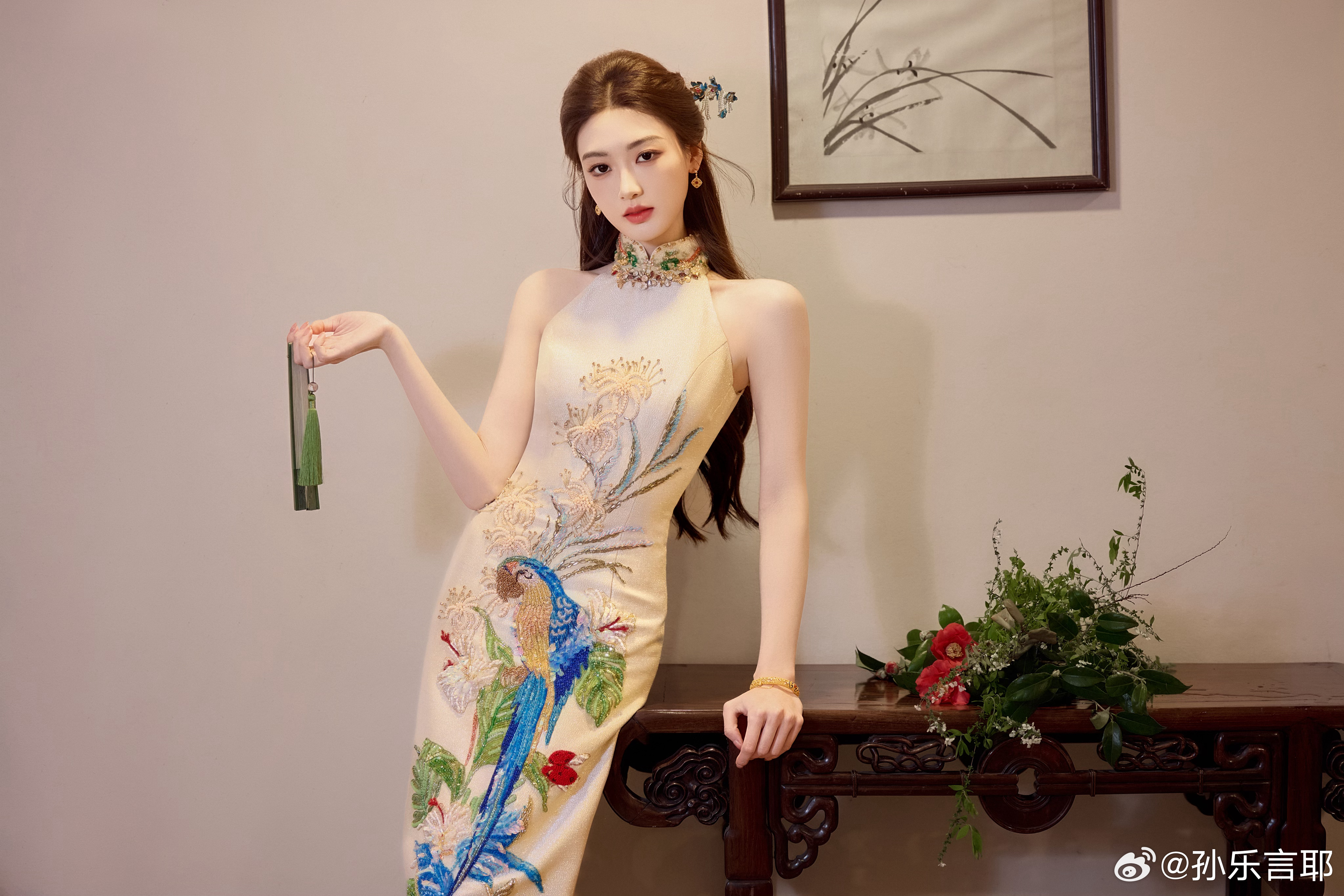 旗袍言上线🪭俏然心动孙乐言