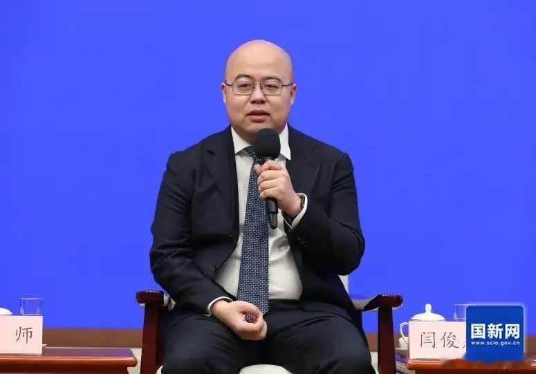 MiniMax创始人不再领取薪酬MiniMax创始人兼CEO闫俊杰发布内部全员信