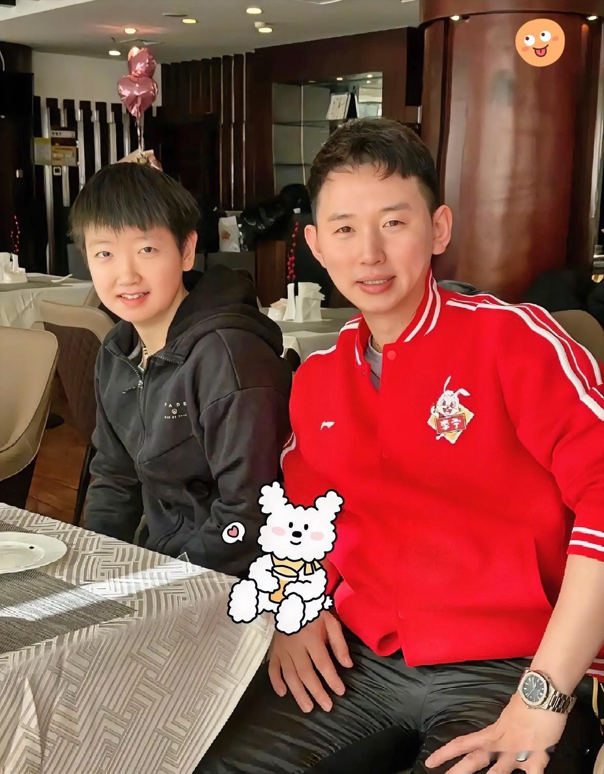 🔥撕开光鲜背后的辛酸！
孙颖莎二队曾是边缘人
前辈接送一整年
死磕终成世界第一