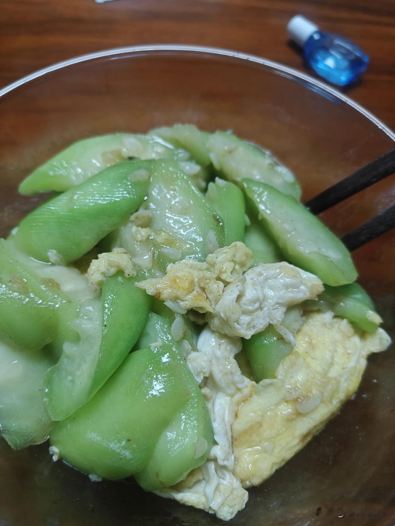 吃膳食纤维就拉肚子？别怪粗粮，大概率是选错类型
 
很多人听说膳食纤维护肠道，立