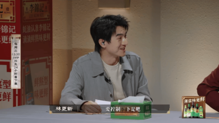 刘涛用衣服物理控制食欲刘涛绑带一系直接封胃被刘涛这个小方法惊到，依靠绑带物理控制