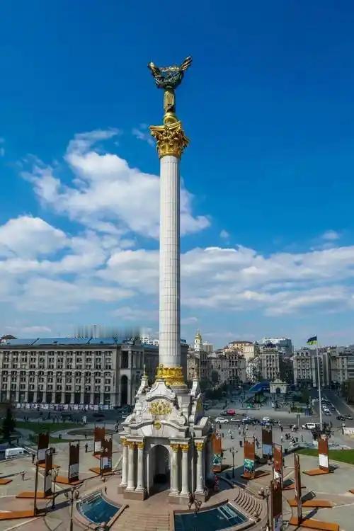 俄乌战争已经四年了，双方牺牲了几百万人，继续打下去只是消耗战，对两国根本没有什么