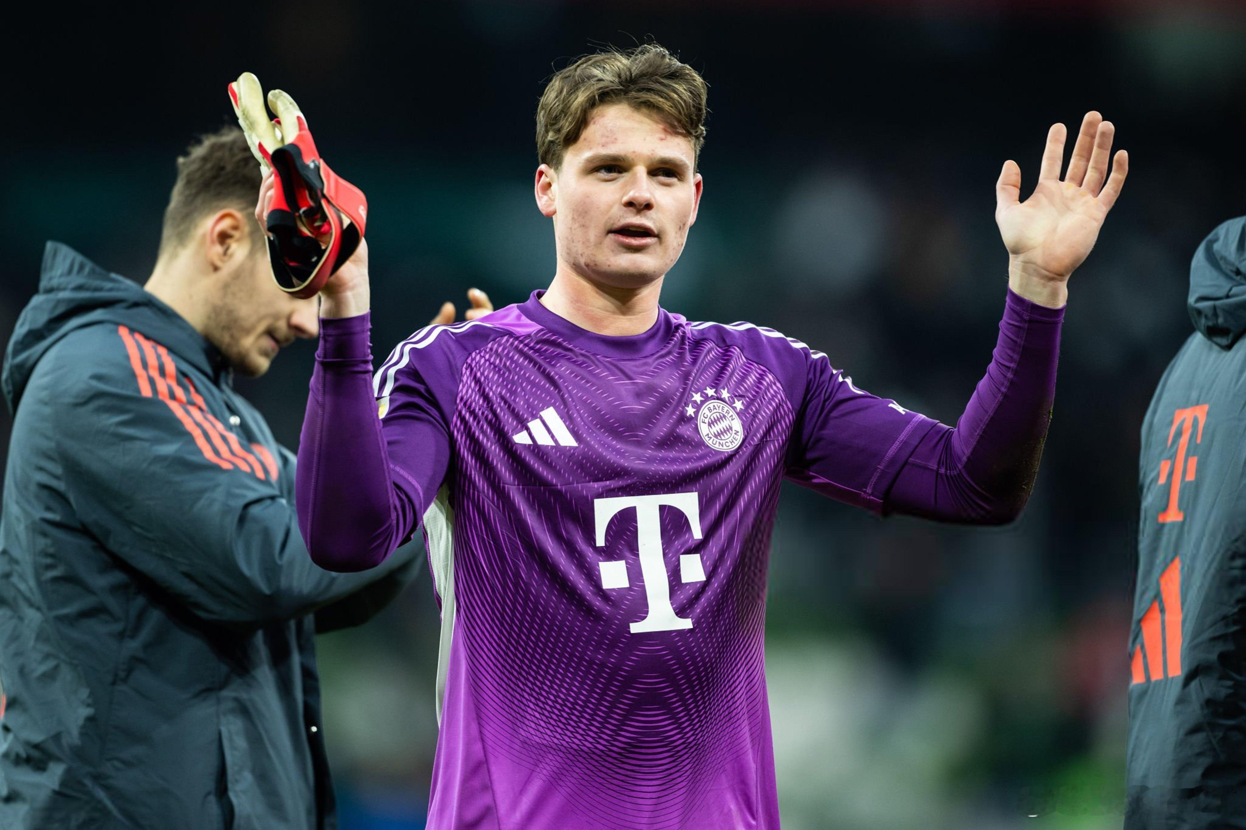 🚨🚨🚨［圖片報］：隨著曼努埃爾·諾伊爾最近受傷，喬納斯·烏爾比希可能有機會