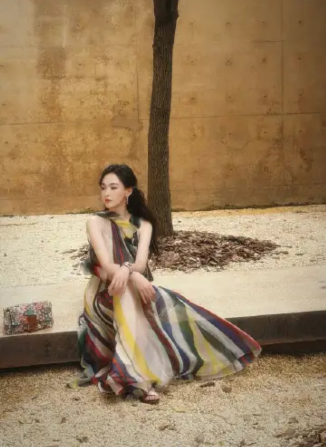 这种发型朕第一次见