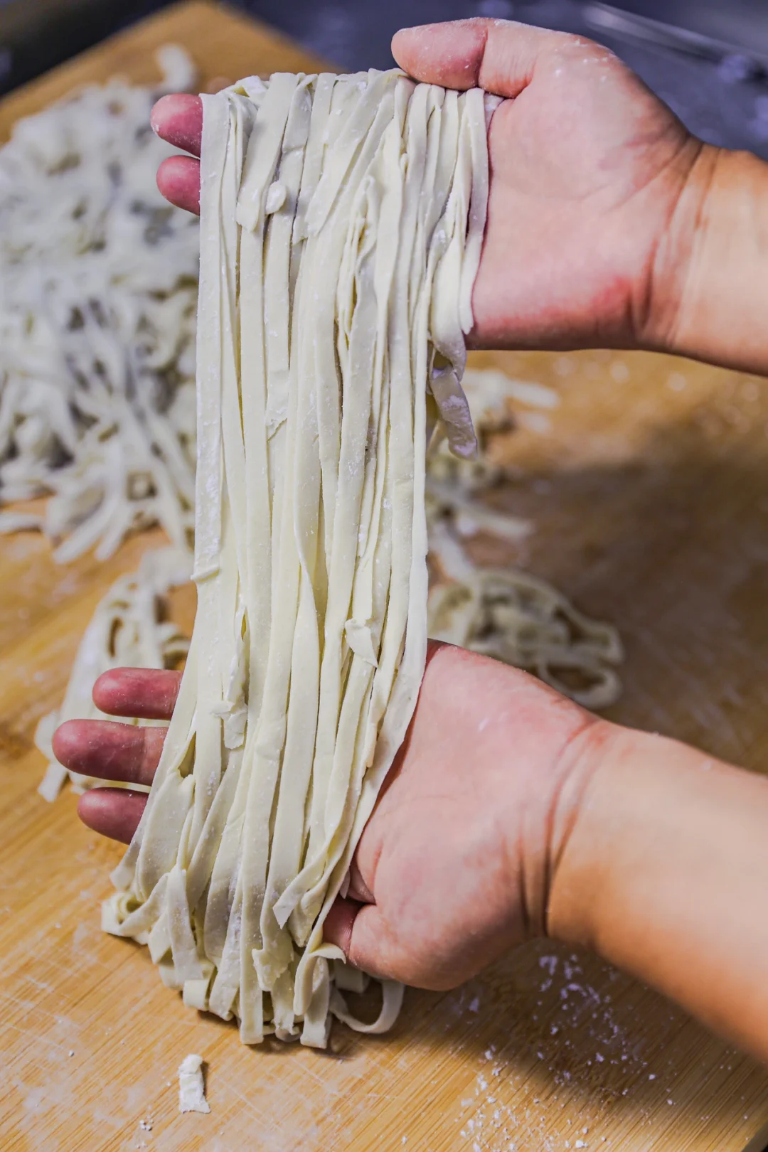 妈妈做了几十年的拉面配方，轻松就能拉出来