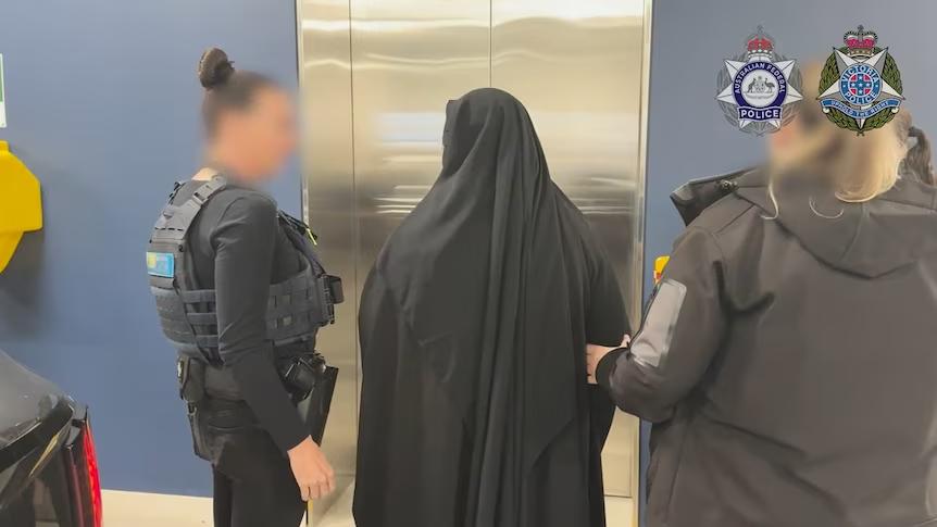【澳大利亚正式起诉一名从叙利亚难民营返澳女子，罪名包括涉嫌加入极端组织“伊斯兰国