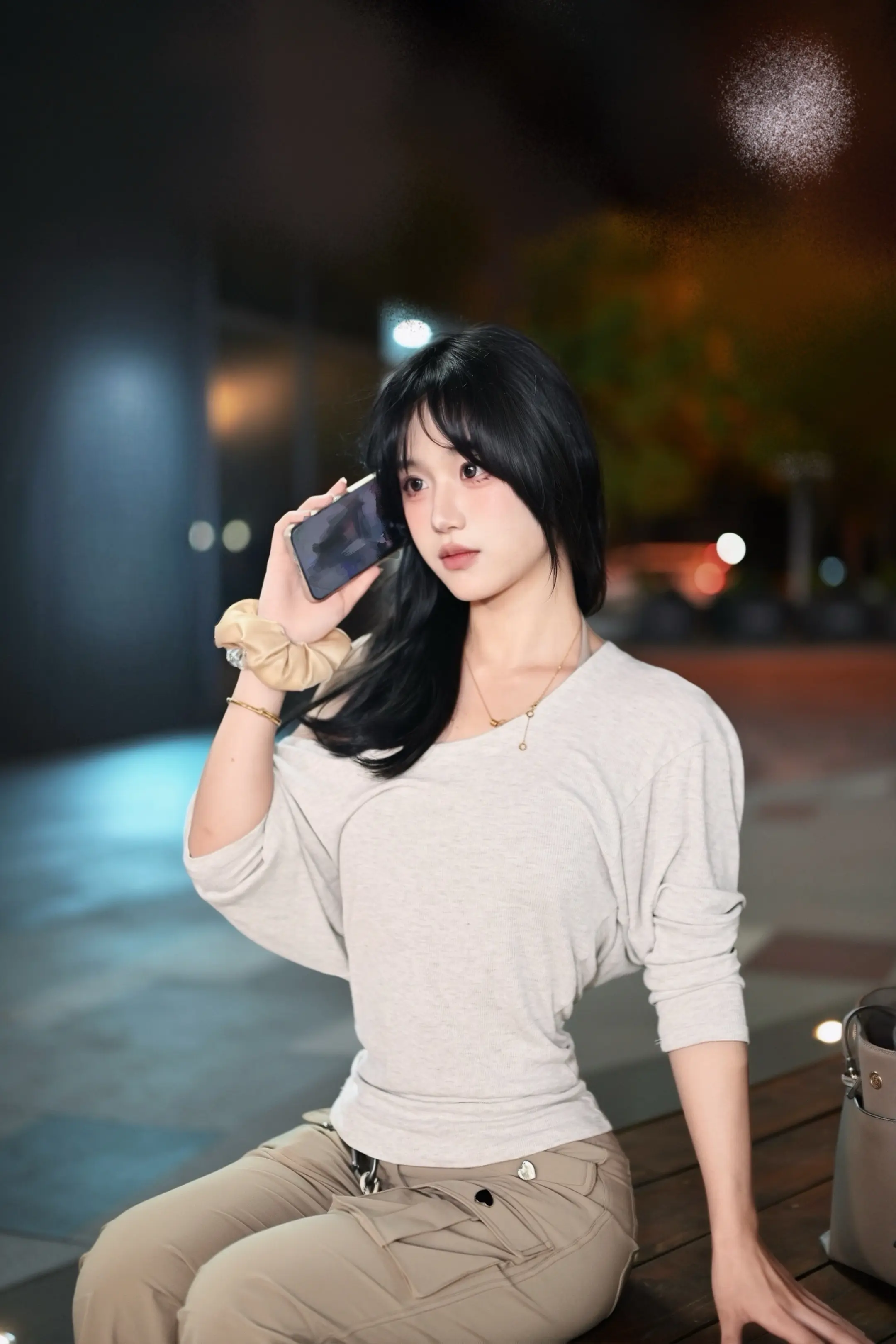 整个城市都睡着了我们去散步吧。
