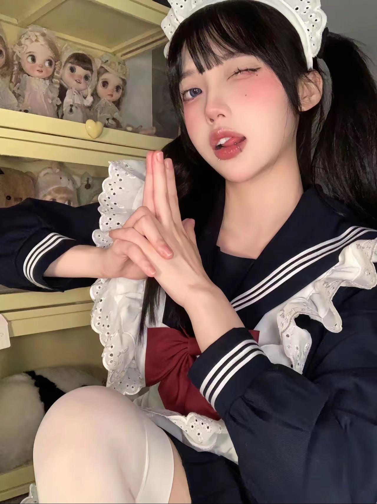 我的盔甲是薯片做的 虽然抵御不了什么伤害 但吃起来脆脆的  •͈ᴗ•͈ ♡
