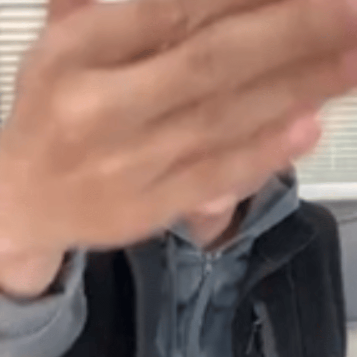 00生花都没有可以单扛剧的 怎么敢男女主全是05的 想扑街直说 