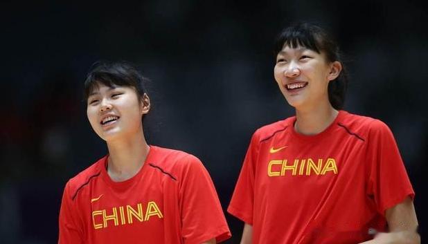 中国女篮2分优势险胜日本女篮，成功夺得亚运会冠军。这对全队和全体中国篮球迷来说都