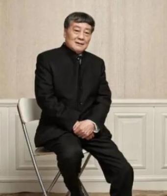 宗老早就算计好了！！！

十年前就开始布局了
把财产拆的东一块儿西一块儿
零散的