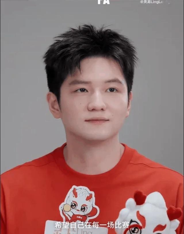 我一见你就笑
东东加油！