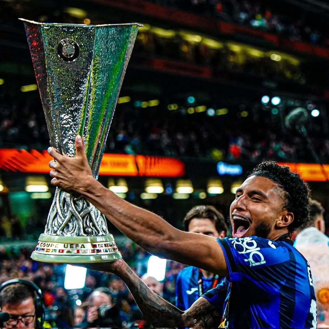 马德里竞技和亚特兰大将于下个月就埃德森的转会进行谈判。俱乐部希望尽快达成协议以确