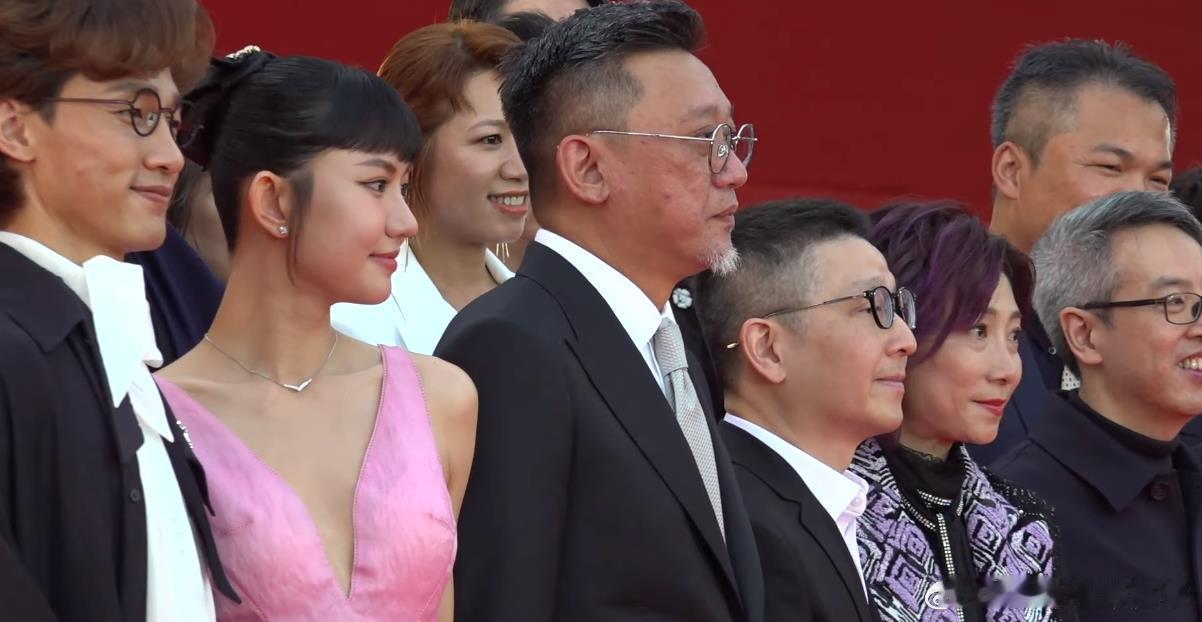 #金像奖# 郑保瑞《命案》剧组，家栋没来。这次他连影帝提名都没有，有点可惜。 ​