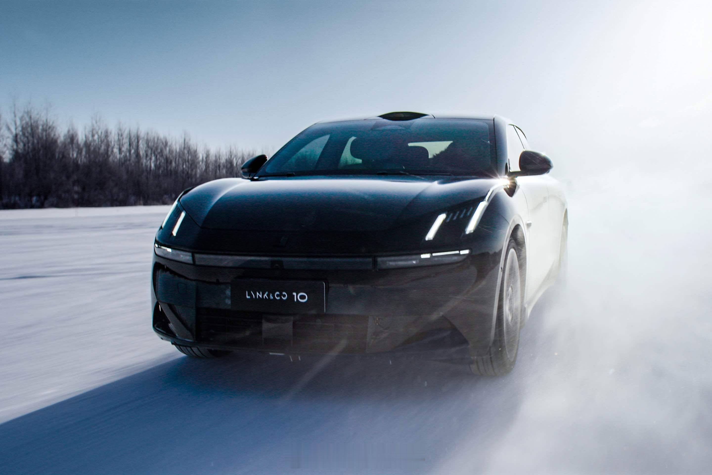 零下40度千里春运你的车行吗曾经，春运开电车回家的悲惨故事简直不要太多。续航焦虑