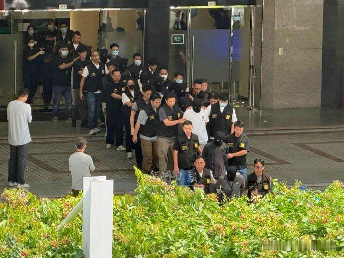 6月5日澳门警方开展专项扫黄整治，突击查处三家涉事足疗、水疗门店，门店被依法查封