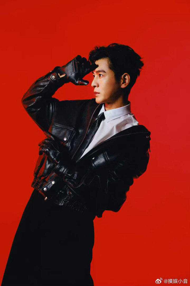 张爱玲笔下的爱情传奇经典，乔振宇来演绎。话剧《倾城之恋》五周年特别版，他将饰演范