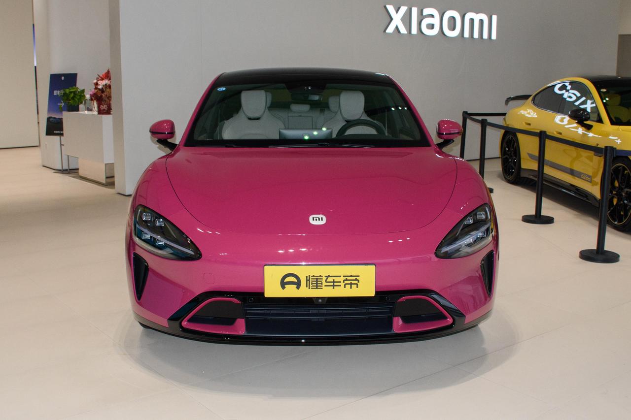 深圳的米粉太多了！
🚕10 月 11 日乘联会公布的销量数据，让小米汽车 9 