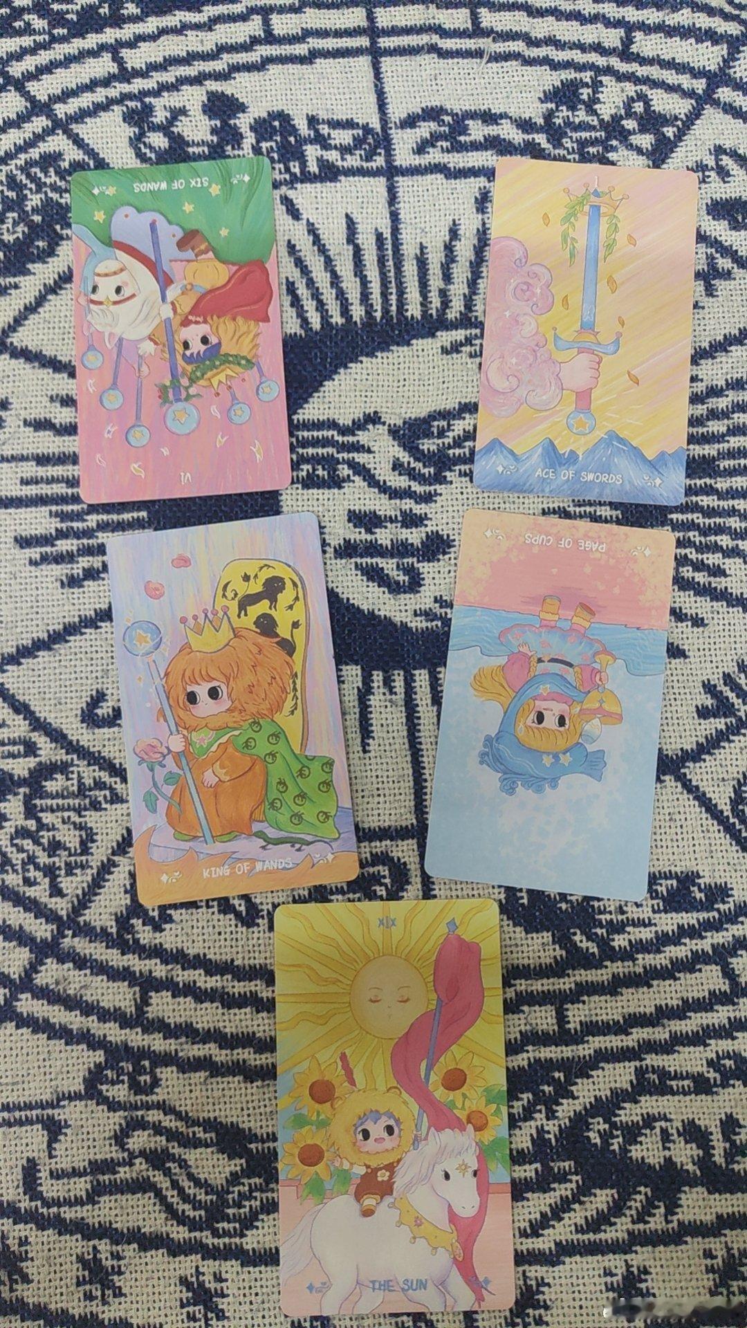 塔儸牌占卜[超话] 【🔮叶子｜感情】分开之后不必刻意去恨，也不必强行释怀。允许