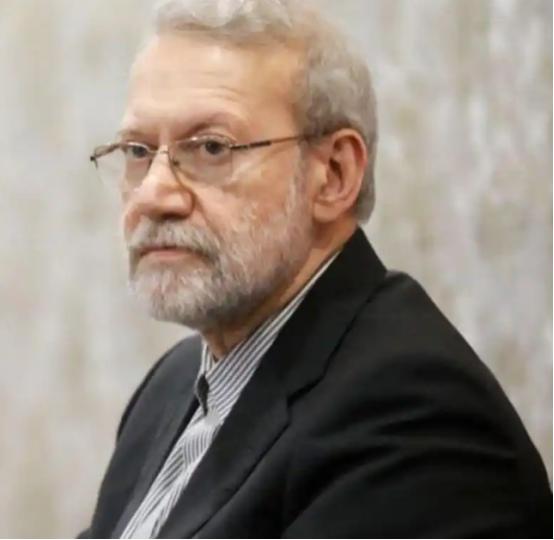 以色列的空袭神话，或许是伊朗的刻意布局。近期，伊朗重磅人物拉里·贾尼遭以色列空袭