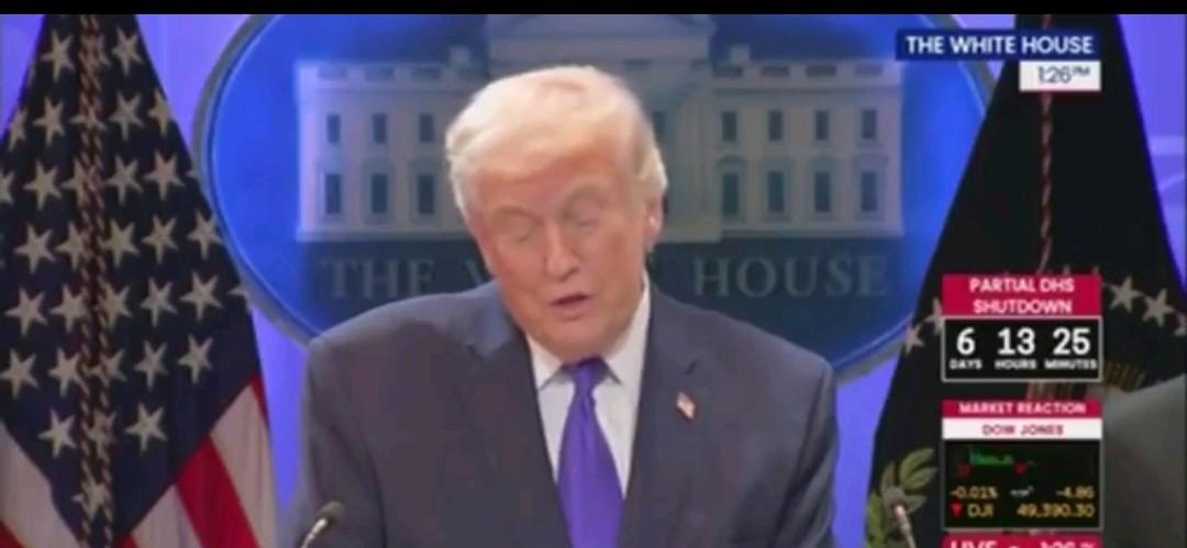 突发新闻——特朗普宣布对全球征收10%新关税！
消息来源CNBC