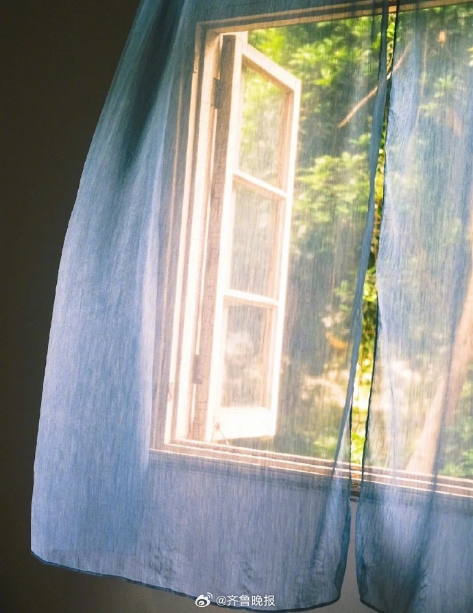 #早安# 愿你眼中总有光芒，活成你想要的模样