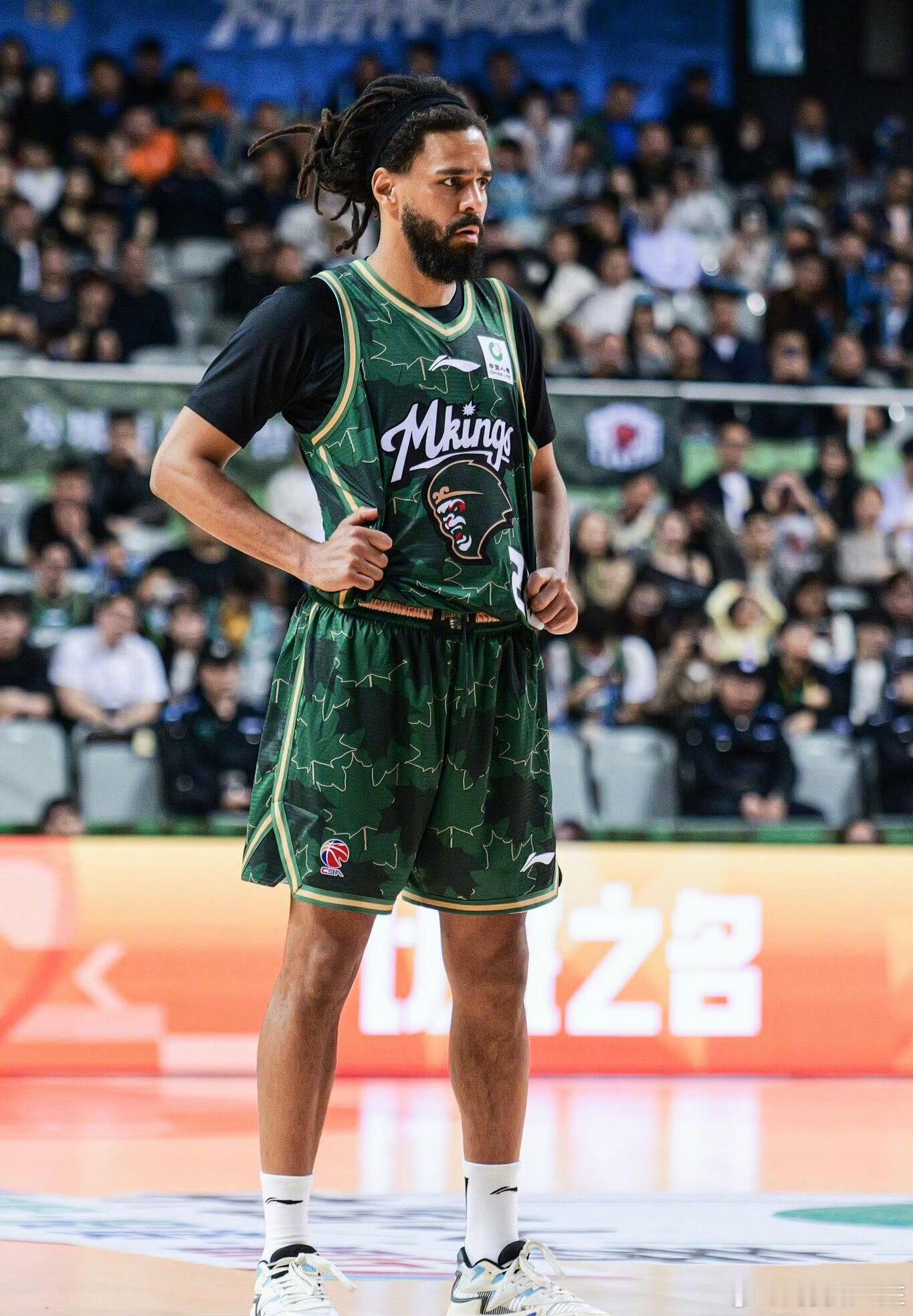 JCole告别CBA纯商业行为 什么签证不签证的 双方真有意打的话签证早搞定了…